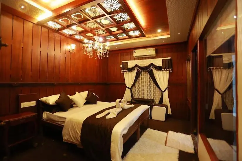 Best Kerala Houseboat Alappuzha Bed & Breakfast